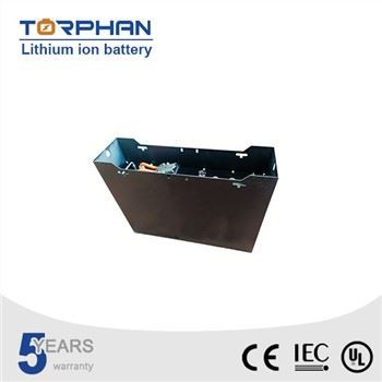 Lataa lakaisukoneen akku